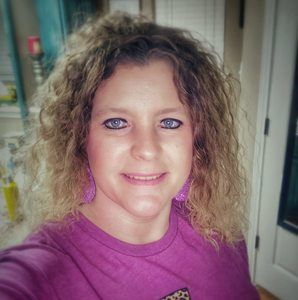 Meet your Posher, Tonia